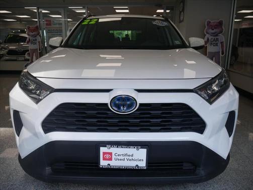 2022 Toyota RAV4 Hybrid LE