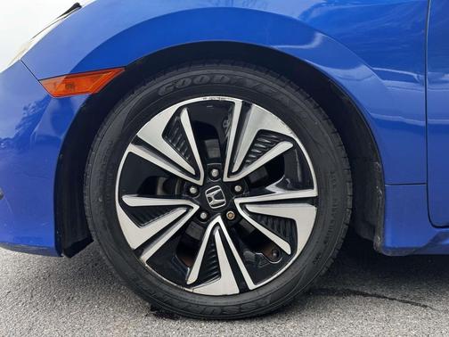 Aegean Blue Metallic 2016 Honda Civic EX-L