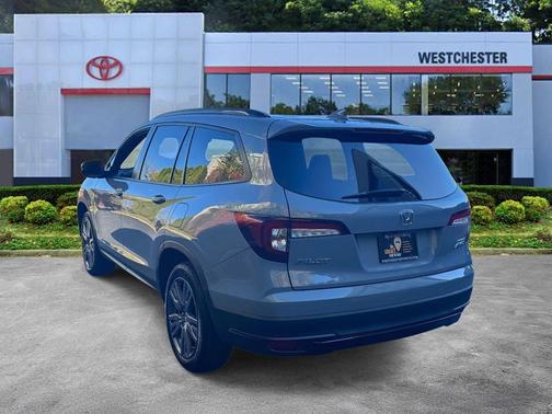 2022 Honda Pilot AWD Sport