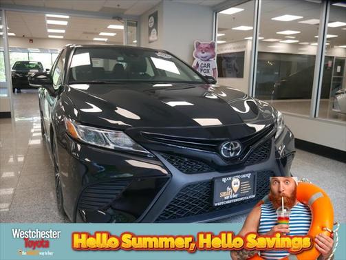 2020 Toyota Camry SE