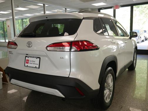 2022 Toyota Corolla Cross LE