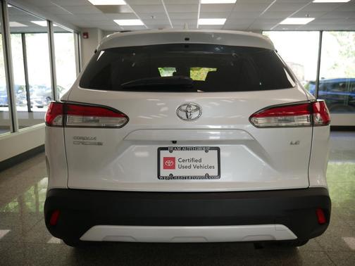2022 Toyota Corolla Cross LE