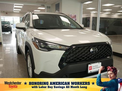 2022 Toyota Corolla Cross LE