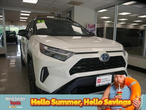 2022 Toyota RAV4 Hybrid SE