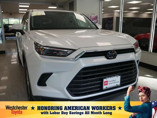 2025 Toyota Highlander LE