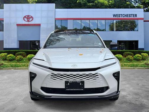 2025 Toyota Crown Signia Limited