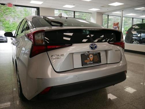 2019 Toyota Prius LE