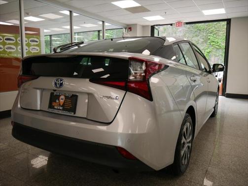 2019 Toyota Prius LE