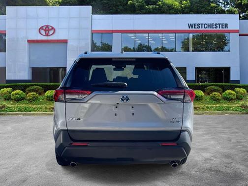2020 Toyota RAV4 Hybrid LE