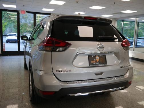 2020 Nissan Rogue S