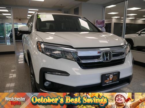 2022 Honda Pilot Touring 8-Passenger