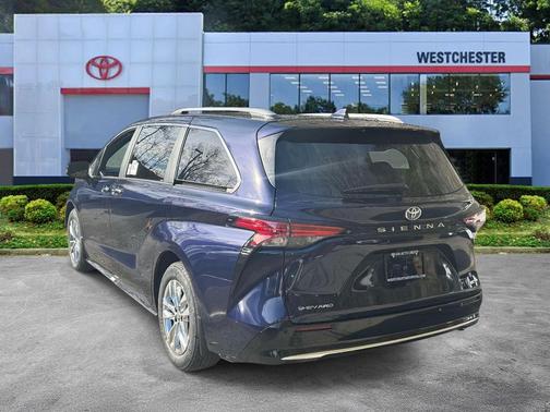 2026 Toyota Sienna Limited