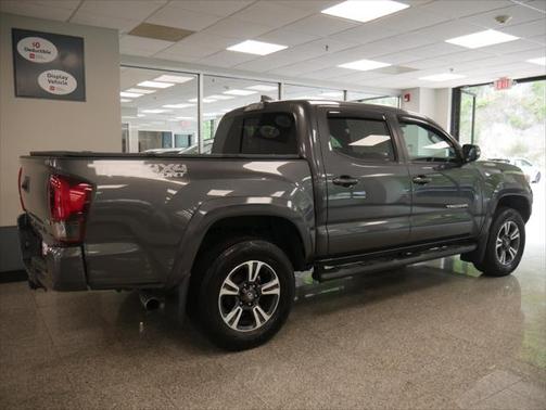 2018 Toyota Tacoma TRD Sport