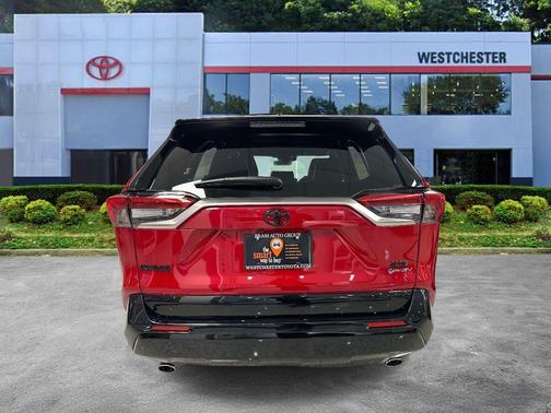 2025 Toyota RAV4 Hybrid SE