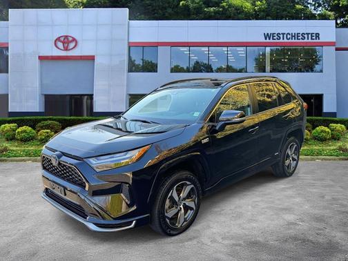 2024 Toyota RAV4 Prime SE