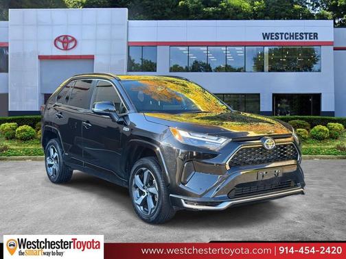 2024 Toyota RAV4 Prime SE