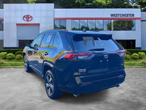 2024 Toyota RAV4 Prime SE