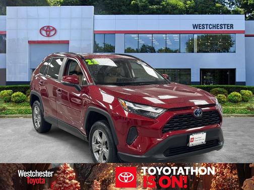 2022 Toyota RAV4 Hybrid XLE