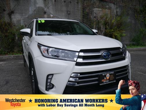 2019 Toyota Highlander Hybrid Platinum