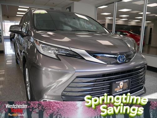 2023 Toyota Sienna Limited 7-Passenger