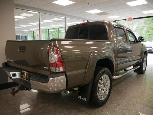 2015 Toyota Tacoma Base