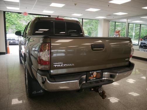 2015 Toyota Tacoma Base