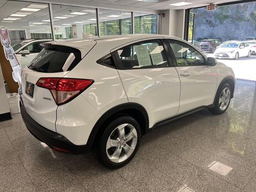 2016 Honda HR-V LX