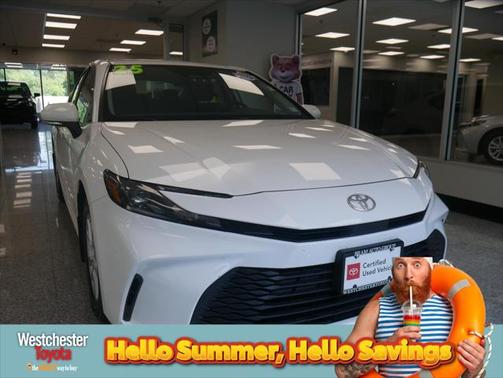 2025 Toyota Camry LE