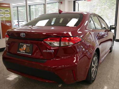 2022 Toyota Corolla Hybrid LE
