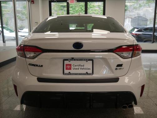 2025 Toyota Corolla Hybrid SE