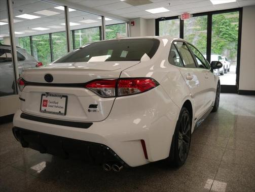 2025 Toyota Corolla Hybrid SE