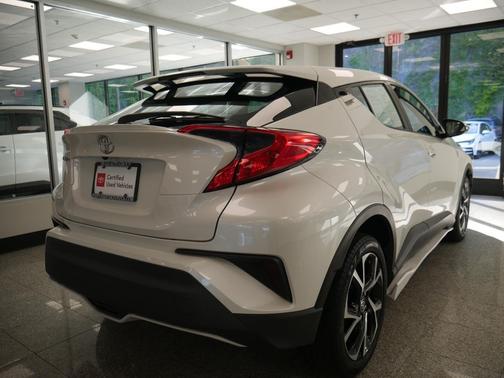 2020 Toyota C-HR XLE