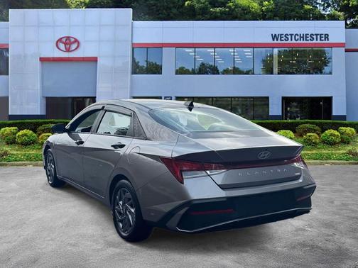 2024 Hyundai ELANTRA HEV Blue