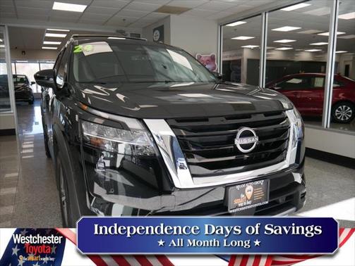 2024 Nissan Pathfinder SL 4WD
