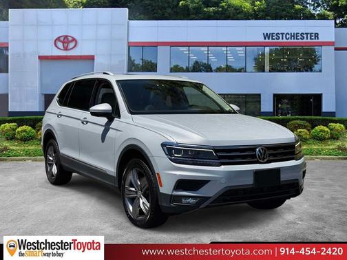 White Silver Metallic 2018 Volkswagen Tiguan 2.0T SEL