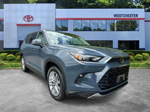 Storm Cloud 2024 Toyota Grand Highlander Platinum