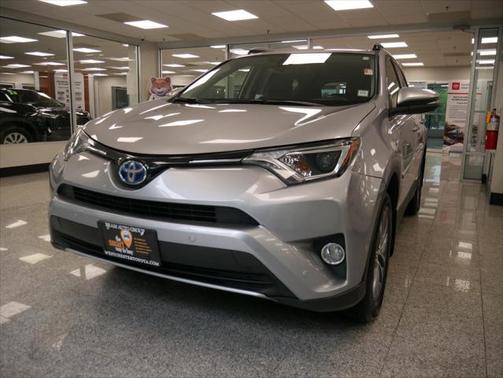 2017 Toyota RAV4 Hybrid XLE