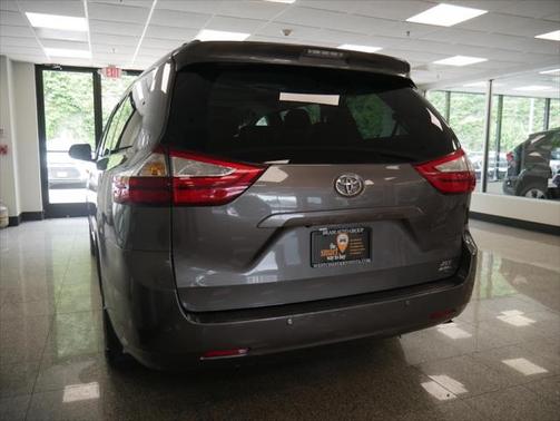 2016 Toyota Sienna Limited