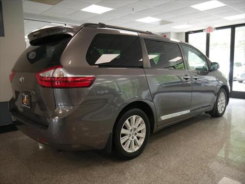 2016 Toyota Sienna Limited