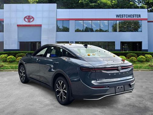 2026 Toyota Crown XLE