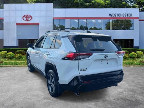 2023 Toyota RAV4 Prime SE