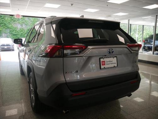 2022 Toyota RAV4 Hybrid LE