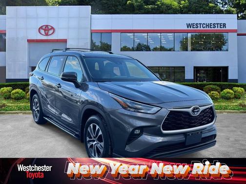 2024 Toyota Highlander XLE