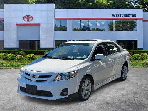Super White 2013 Toyota Corolla S