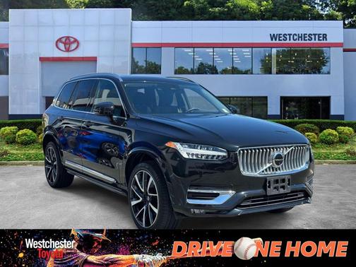 Onyx Black Metallic 2023 Volvo XC90 B6 Plus 7-Seater