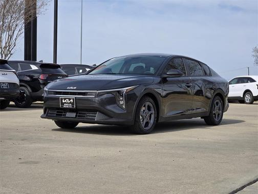 2026 Kia K4 