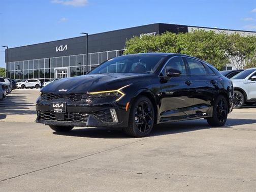 Aurora Black Pearl 2026 Kia K5 GT-Line