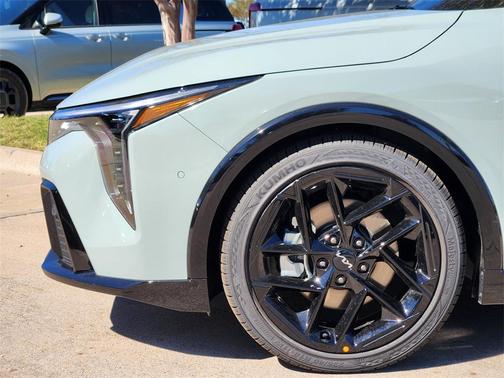 2025 Kia K4 GT-Line Turbo