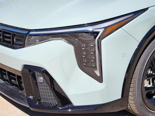 2025 Kia K4 GT-Line Turbo