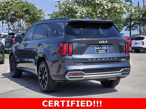 2022 Kia Sorento SX